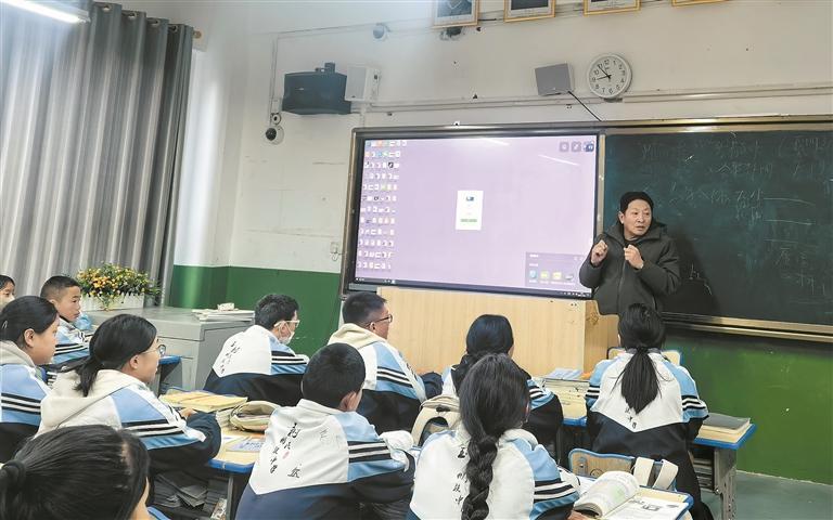 ߅ĸЄӡһƬӳѩ򡪡ӛຣʡģI(y)I(xin)ģ ݷQhЪ(zhn)һ؞ƌW(xu)Уݽ̎