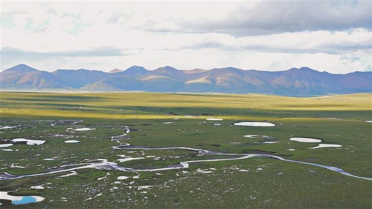 x͡ʮ塱 ĸVƪɽľs Դӳ䡪ຣʮ塱l(f)չɾѲY֮