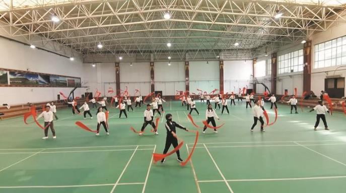 ���h���I(l��ng)�����h��ӳ��ԭ ���L(f��ng)��ِ��(ch��ng)�����ຣ�w�����h�����L(f��ng)���p���桱�(q��)��(d��ng)���|(zh��)���l(f��)չ