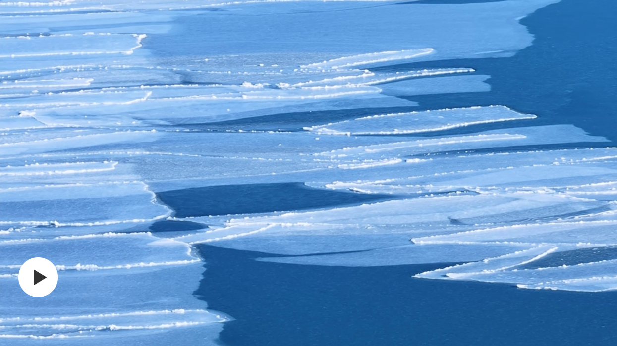 �ຣ���죺һ�����{����� ʥȪ���Ѷ��Ճ����{��ʯ